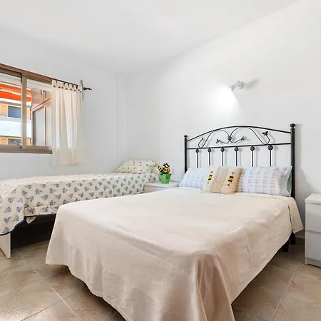 Apartment Familiar En La Pineda